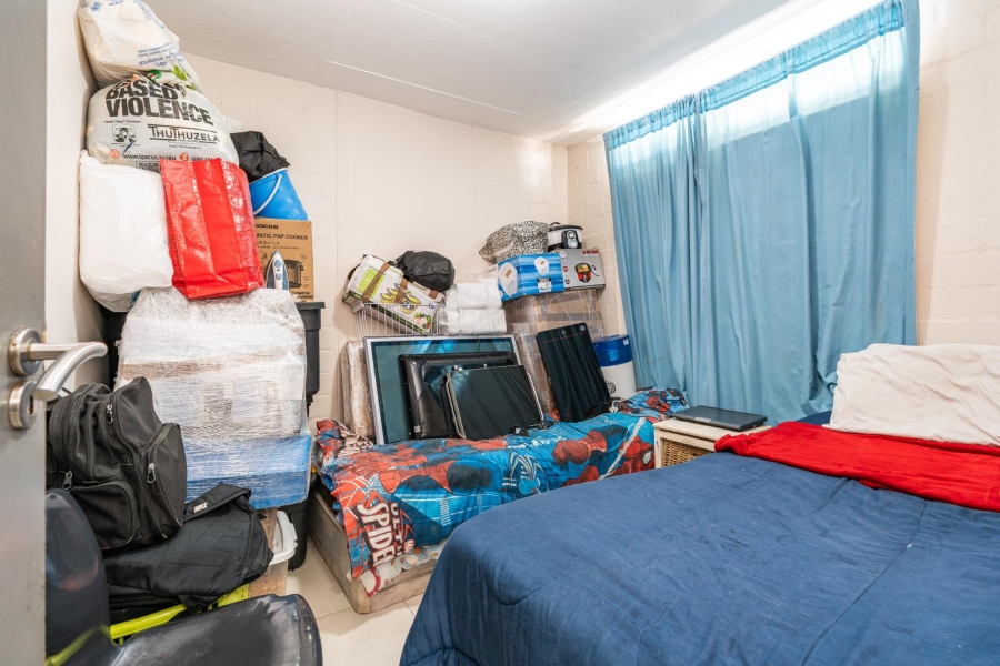 2 Bedroom Property for Sale in Wynberg Western Cape